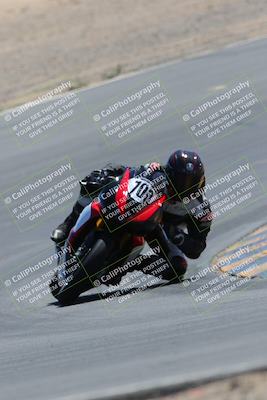 media/Apr-09-2023-SoCal Trackdays (Sun) [[333f347954]]/Turn 10 (115pm)/